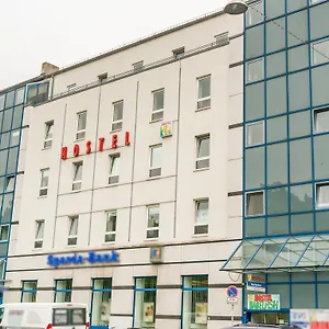  Hostel Babelfish